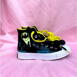 Converse DCComics xChinatown Market xChuck 70 'GothamCity-GlowInTheDark' 167511C